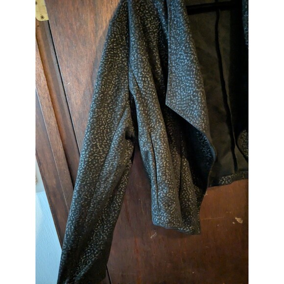 Haptics By Holly Harper 3x Animal Print Blazer - Picture 2 of 6